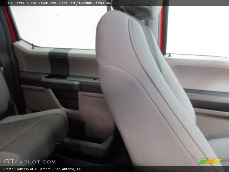 Race Red / Medium Earth Gray 2016 Ford F150 XL SuperCrew