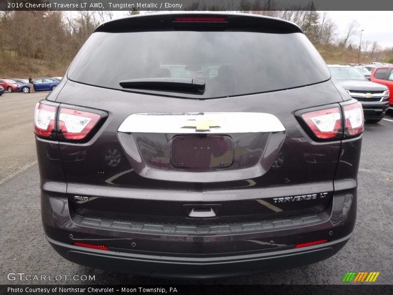 Tungsten Metallic / Ebony 2016 Chevrolet Traverse LT AWD