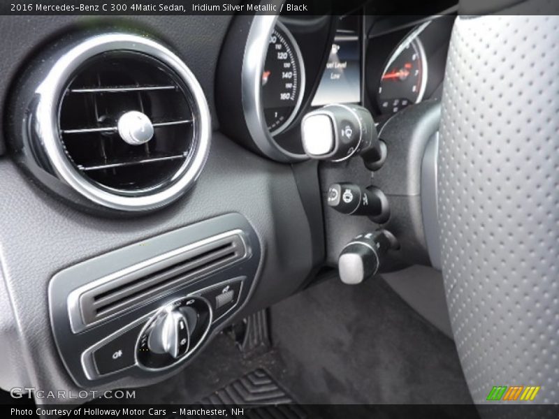 Iridium Silver Metallic / Black 2016 Mercedes-Benz C 300 4Matic Sedan
