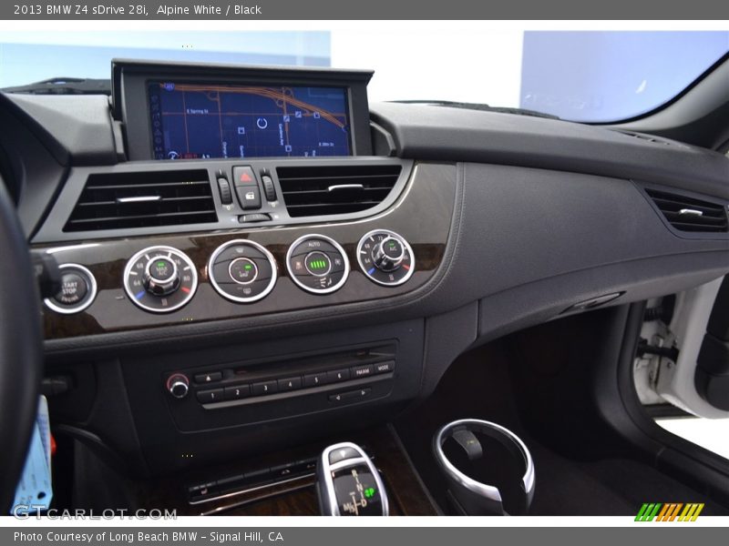Alpine White / Black 2013 BMW Z4 sDrive 28i