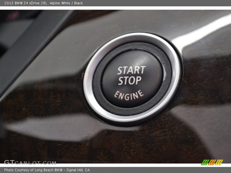 Alpine White / Black 2013 BMW Z4 sDrive 28i