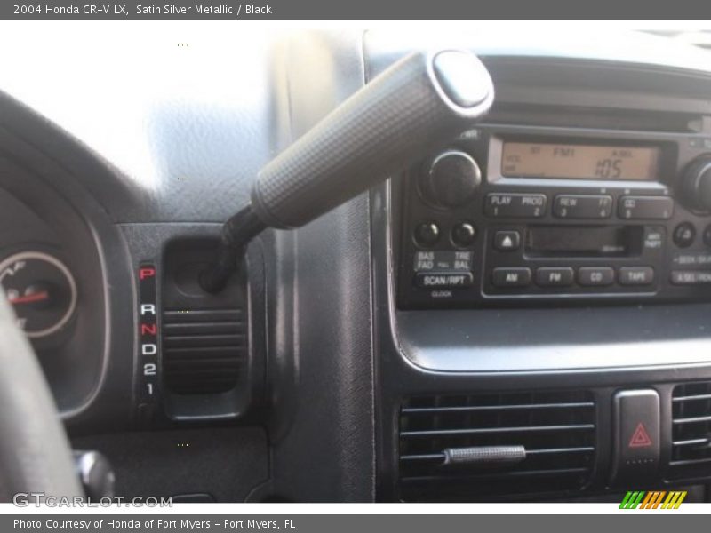 Satin Silver Metallic / Black 2004 Honda CR-V LX