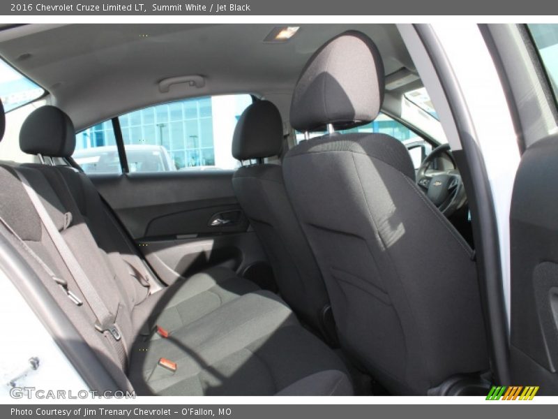 Summit White / Jet Black 2016 Chevrolet Cruze Limited LT