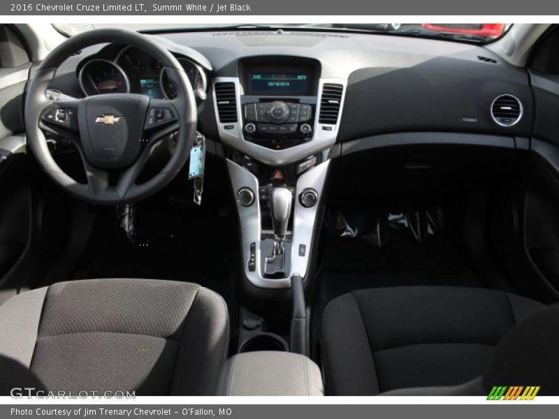 Summit White / Jet Black 2016 Chevrolet Cruze Limited LT