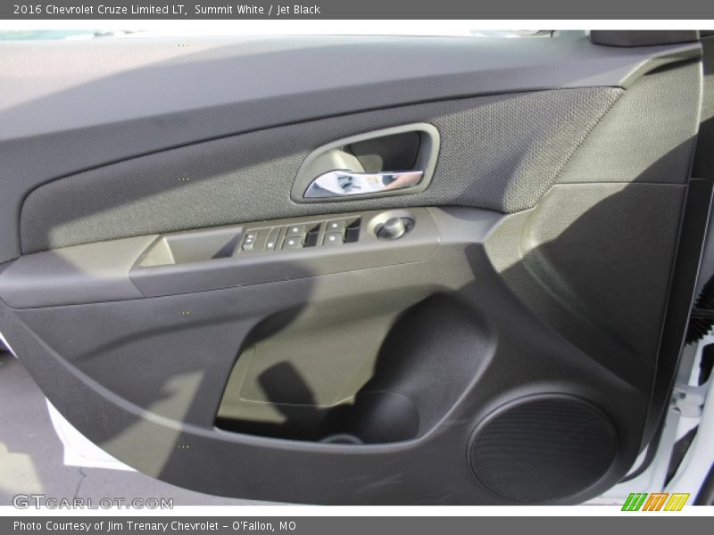 Summit White / Jet Black 2016 Chevrolet Cruze Limited LT
