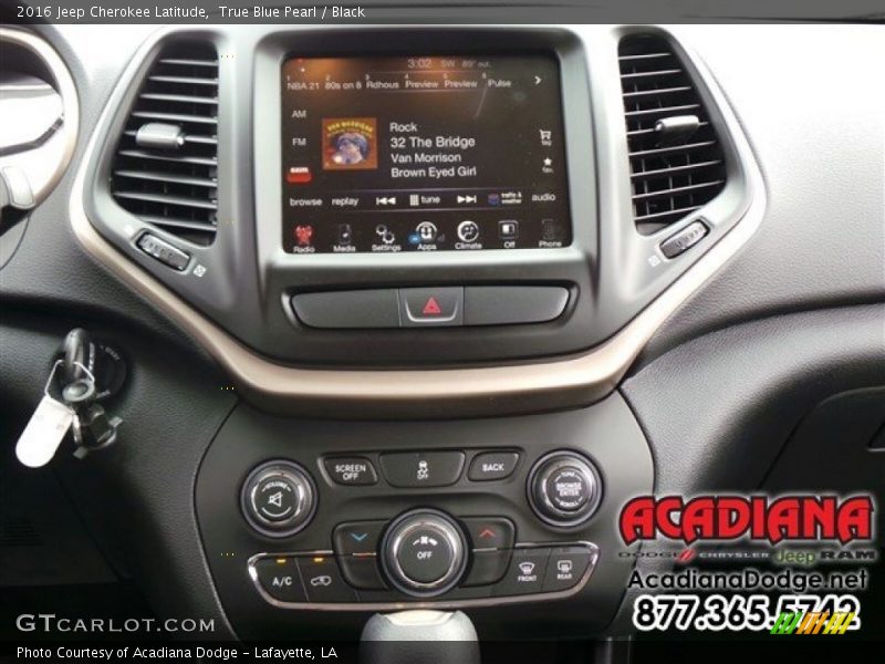 True Blue Pearl / Black 2016 Jeep Cherokee Latitude