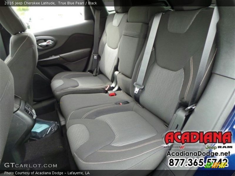 True Blue Pearl / Black 2016 Jeep Cherokee Latitude