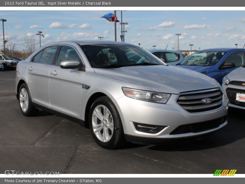 Ingot Silver Metallic / Charcoal Black 2013 Ford Taurus SEL