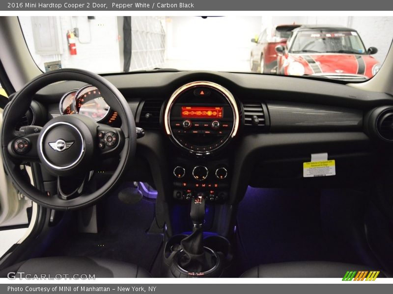 Pepper White / Carbon Black 2016 Mini Hardtop Cooper 2 Door