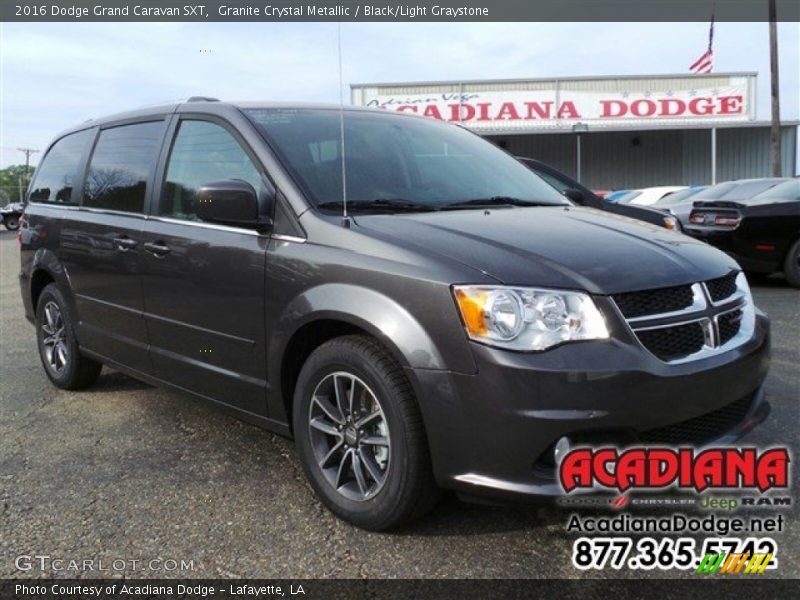 Granite Crystal Metallic / Black/Light Graystone 2016 Dodge Grand Caravan SXT