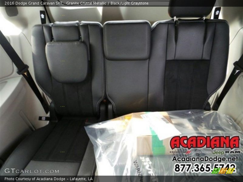 Granite Crystal Metallic / Black/Light Graystone 2016 Dodge Grand Caravan SXT
