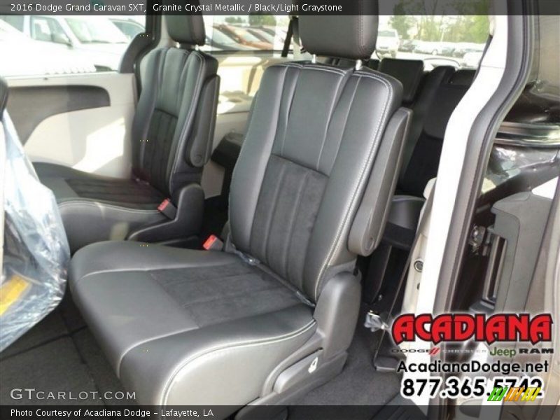 Granite Crystal Metallic / Black/Light Graystone 2016 Dodge Grand Caravan SXT