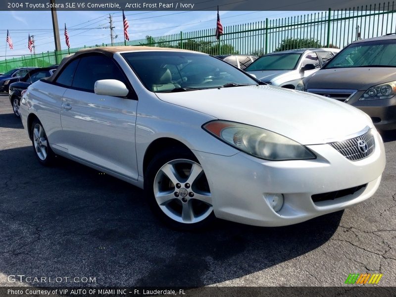 Front 3/4 View of 2004 Solara SLE V6 Convertible