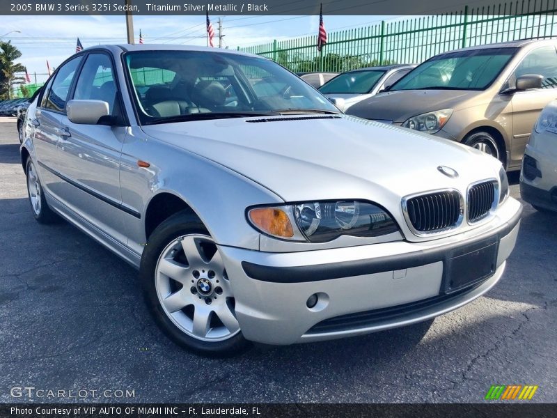 Front 3/4 View of 2005 3 Series 325i Sedan