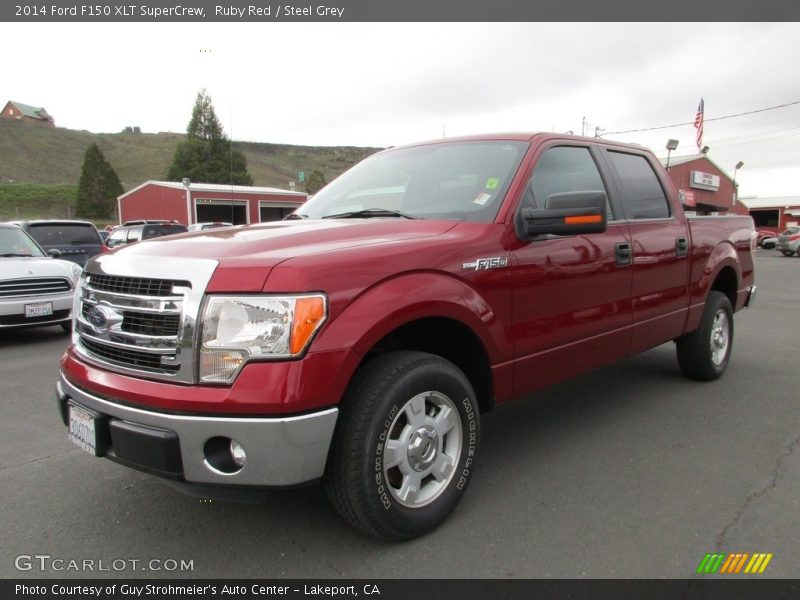 Front 3/4 View of 2014 F150 XLT SuperCrew
