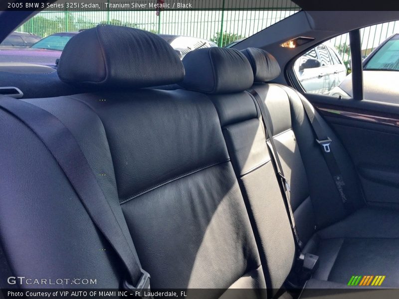 Titanium Silver Metallic / Black 2005 BMW 3 Series 325i Sedan