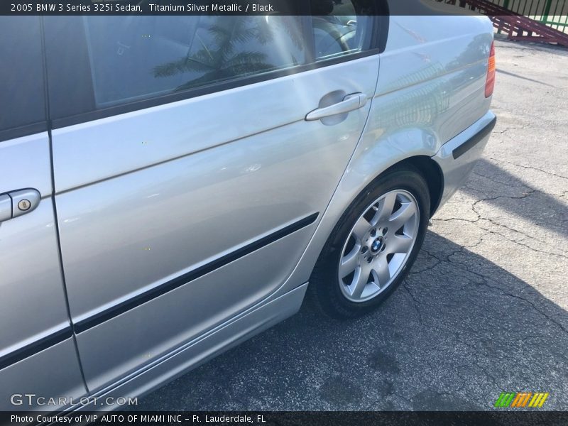 Titanium Silver Metallic / Black 2005 BMW 3 Series 325i Sedan