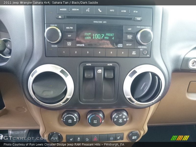 Sahara Tan / Black/Dark Saddle 2011 Jeep Wrangler Sahara 4x4