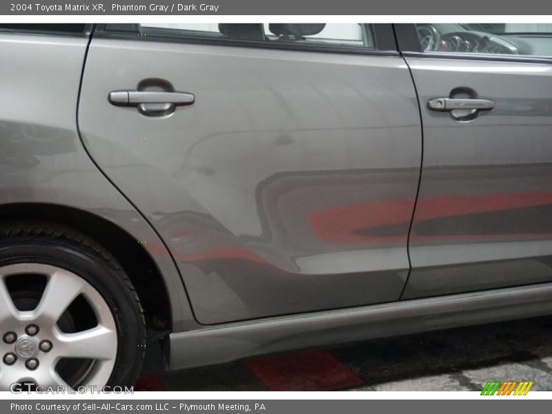 Phantom Gray / Dark Gray 2004 Toyota Matrix XR