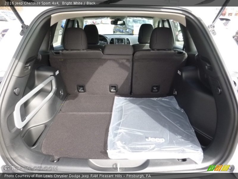 Bright White / Black 2016 Jeep Cherokee Sport 4x4