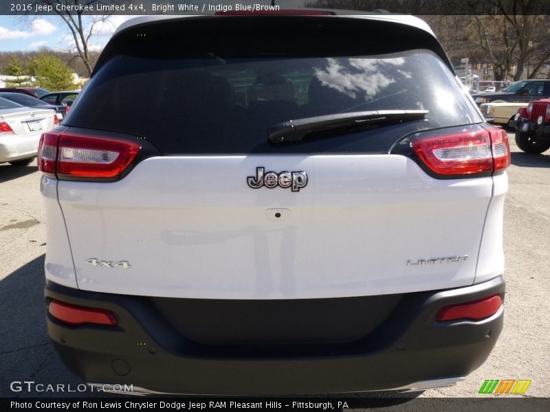 Bright White / Indigo Blue/Brown 2016 Jeep Cherokee Limited 4x4