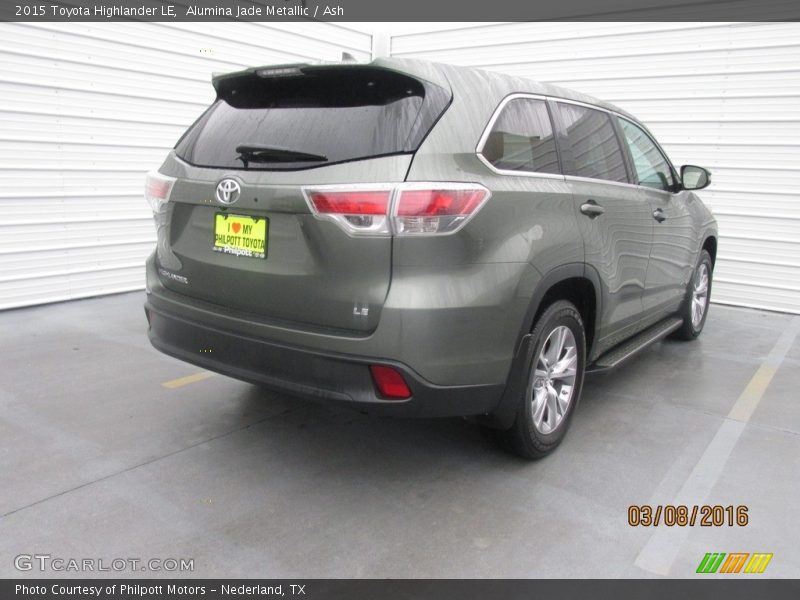 Alumina Jade Metallic / Ash 2015 Toyota Highlander LE