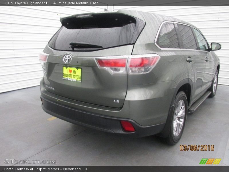 Alumina Jade Metallic / Ash 2015 Toyota Highlander LE