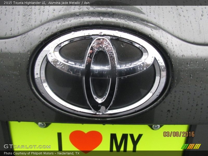Alumina Jade Metallic / Ash 2015 Toyota Highlander LE