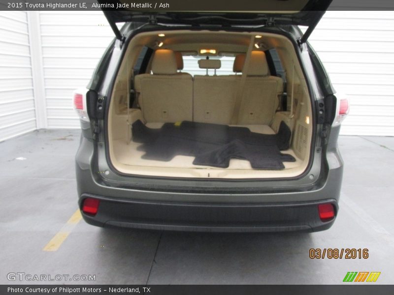 Alumina Jade Metallic / Ash 2015 Toyota Highlander LE