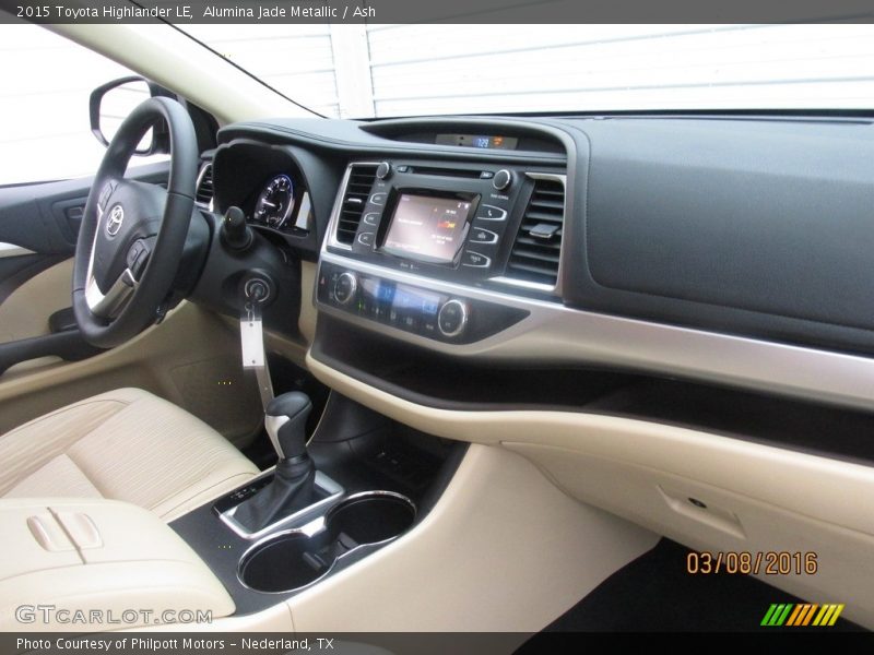 Alumina Jade Metallic / Ash 2015 Toyota Highlander LE