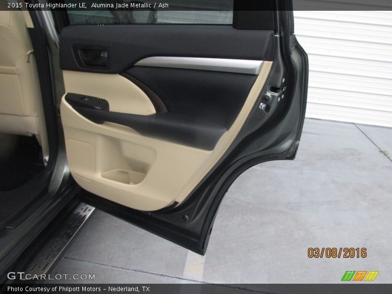 Alumina Jade Metallic / Ash 2015 Toyota Highlander LE