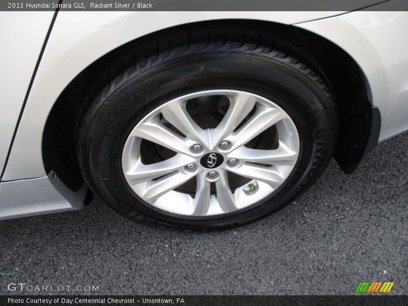 Radiant Silver / Black 2013 Hyundai Sonata GLS