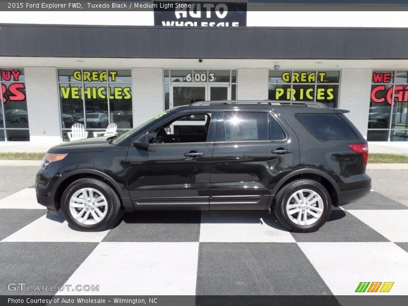 Tuxedo Black / Medium Light Stone 2015 Ford Explorer FWD