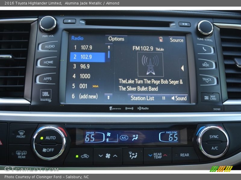 Alumina Jade Metallic / Almond 2016 Toyota Highlander Limited