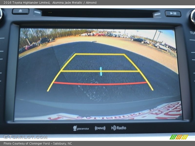 Alumina Jade Metallic / Almond 2016 Toyota Highlander Limited