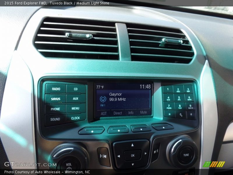 Tuxedo Black / Medium Light Stone 2015 Ford Explorer FWD