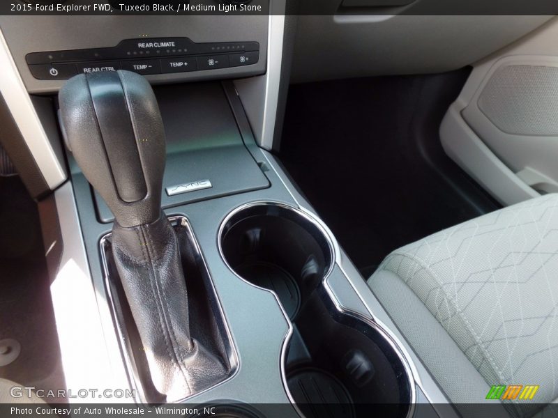 Tuxedo Black / Medium Light Stone 2015 Ford Explorer FWD