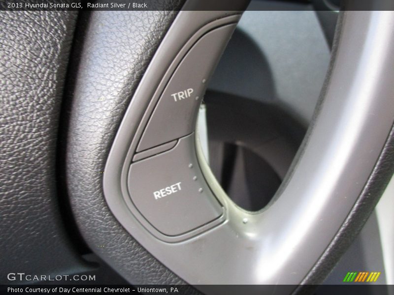 Radiant Silver / Black 2013 Hyundai Sonata GLS
