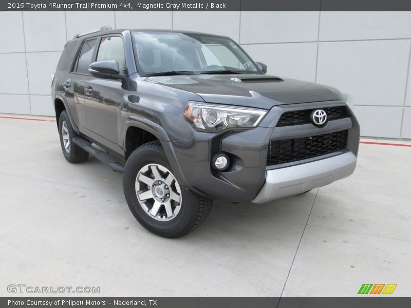 Front 3/4 View of 2016 4Runner Trail Premium 4x4