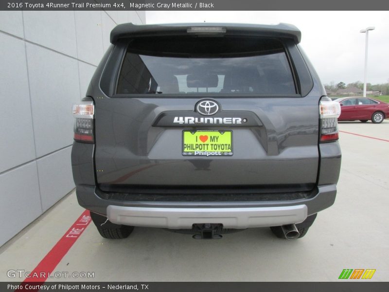 Magnetic Gray Metallic / Black 2016 Toyota 4Runner Trail Premium 4x4