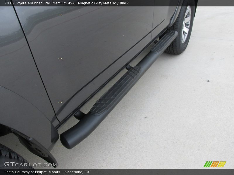 Magnetic Gray Metallic / Black 2016 Toyota 4Runner Trail Premium 4x4