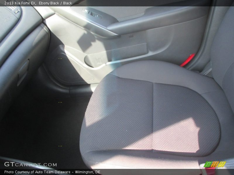 Ebony Black / Black 2013 Kia Forte EX