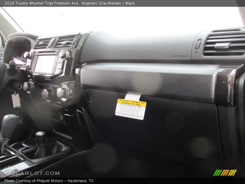 Magnetic Gray Metallic / Black 2016 Toyota 4Runner Trail Premium 4x4