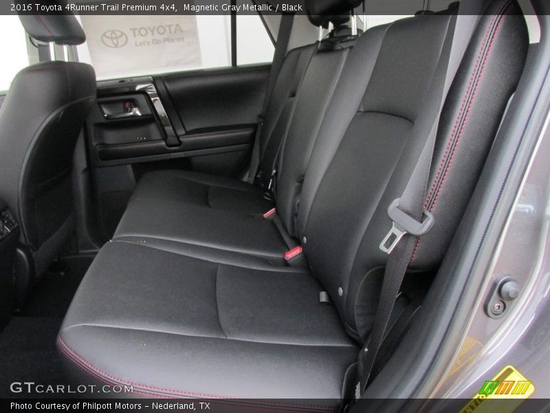 Magnetic Gray Metallic / Black 2016 Toyota 4Runner Trail Premium 4x4