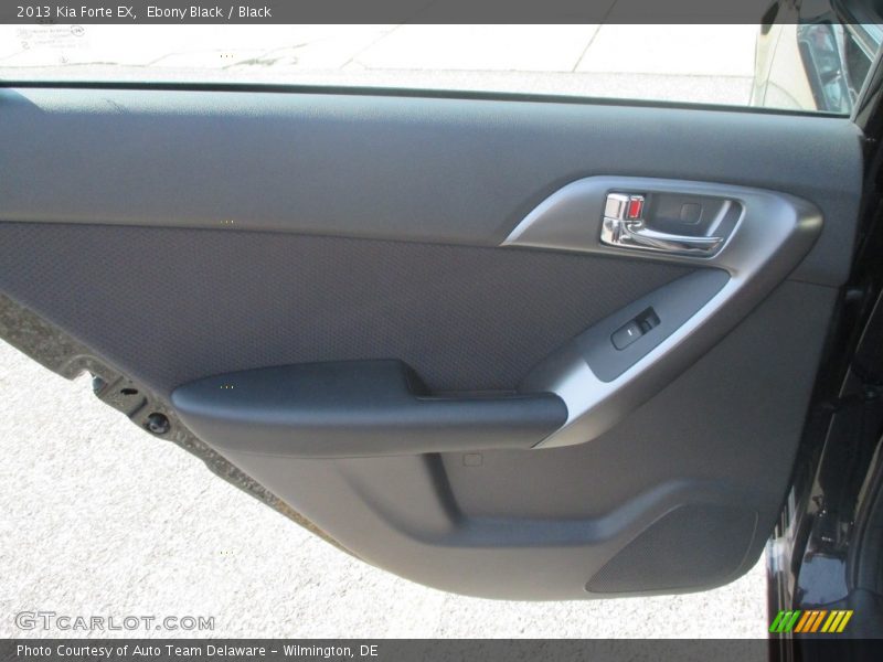 Ebony Black / Black 2013 Kia Forte EX