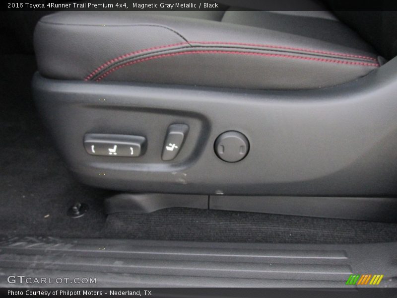 Magnetic Gray Metallic / Black 2016 Toyota 4Runner Trail Premium 4x4
