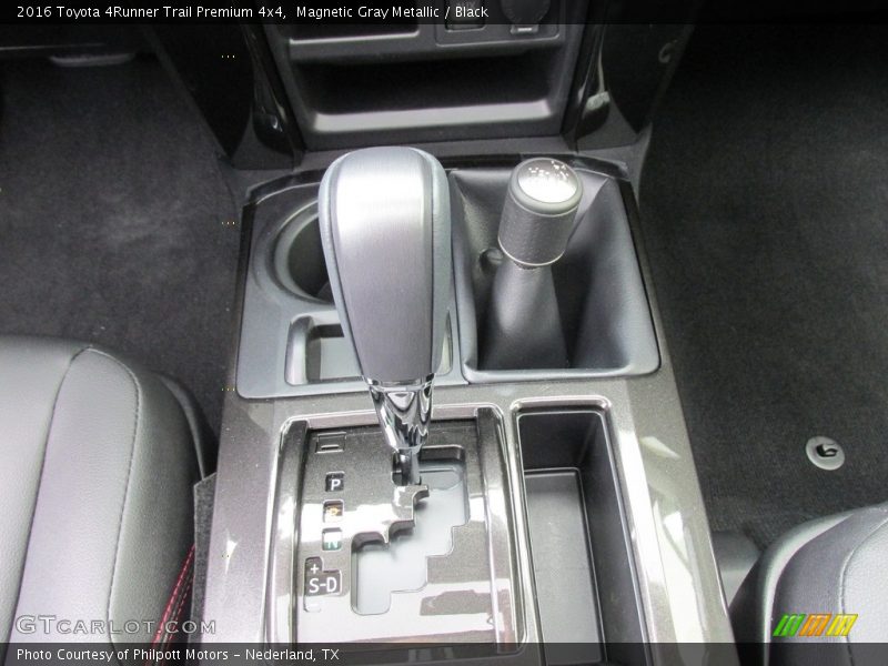 Magnetic Gray Metallic / Black 2016 Toyota 4Runner Trail Premium 4x4