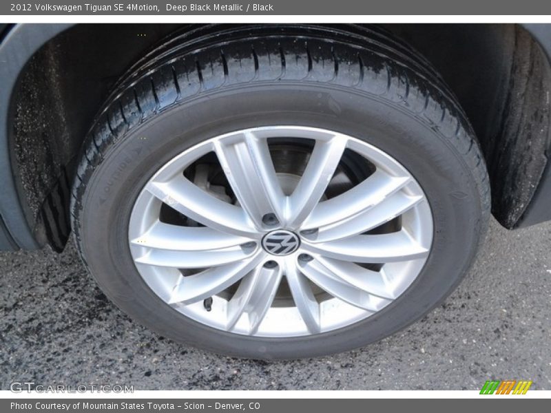 Deep Black Metallic / Black 2012 Volkswagen Tiguan SE 4Motion