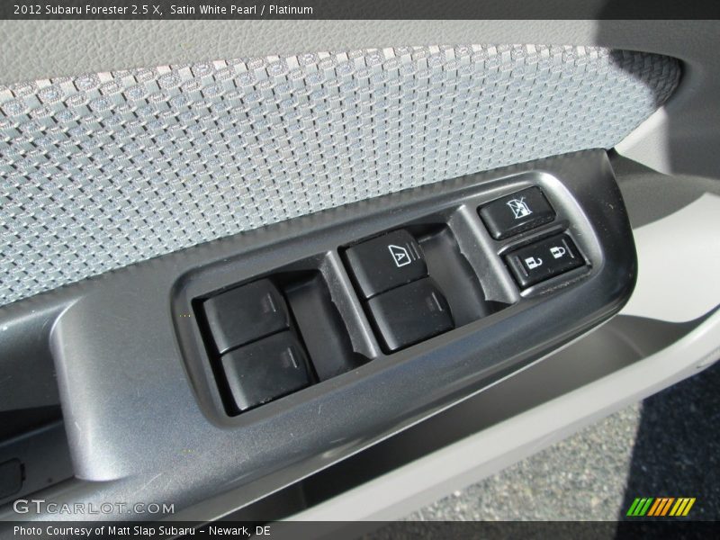Satin White Pearl / Platinum 2012 Subaru Forester 2.5 X