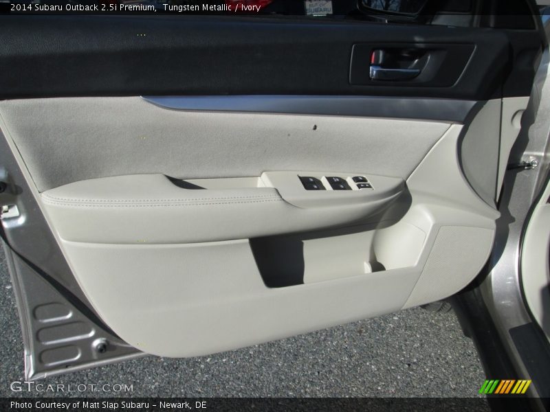 Tungsten Metallic / Ivory 2014 Subaru Outback 2.5i Premium